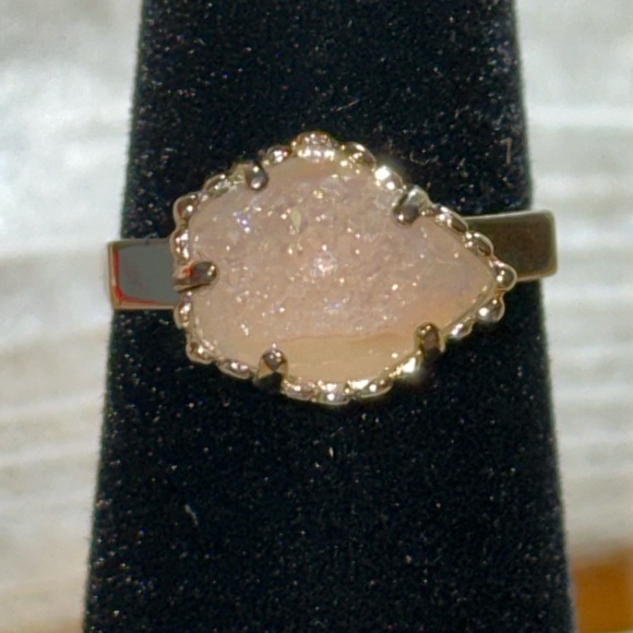 Kendra Scott Ring - Picture 5 of 5